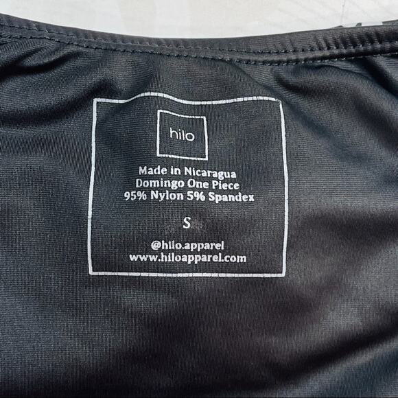 Hilo snake print strapless full piece bathing suit swim Small - Picture 11 of 12